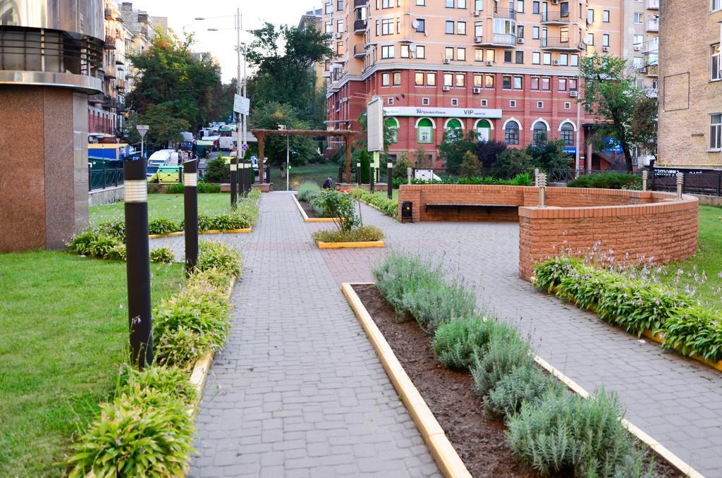 Diplomat Aparthotel Kiev Luaran gambar