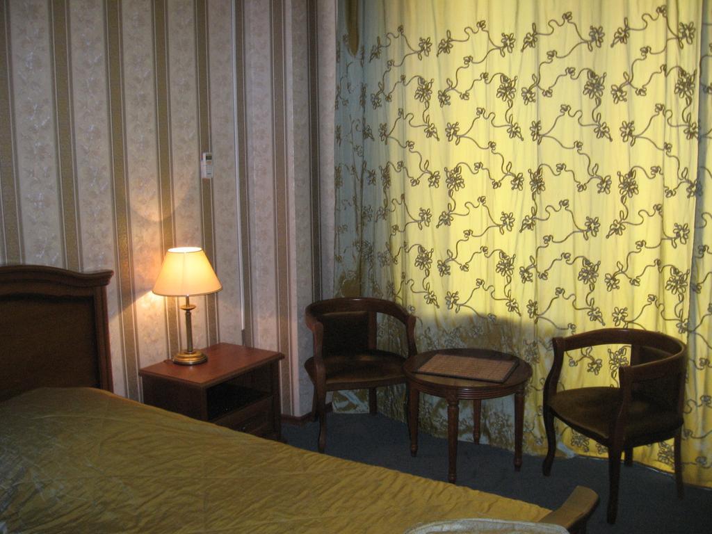 Diplomat Aparthotel Kiev Luaran gambar