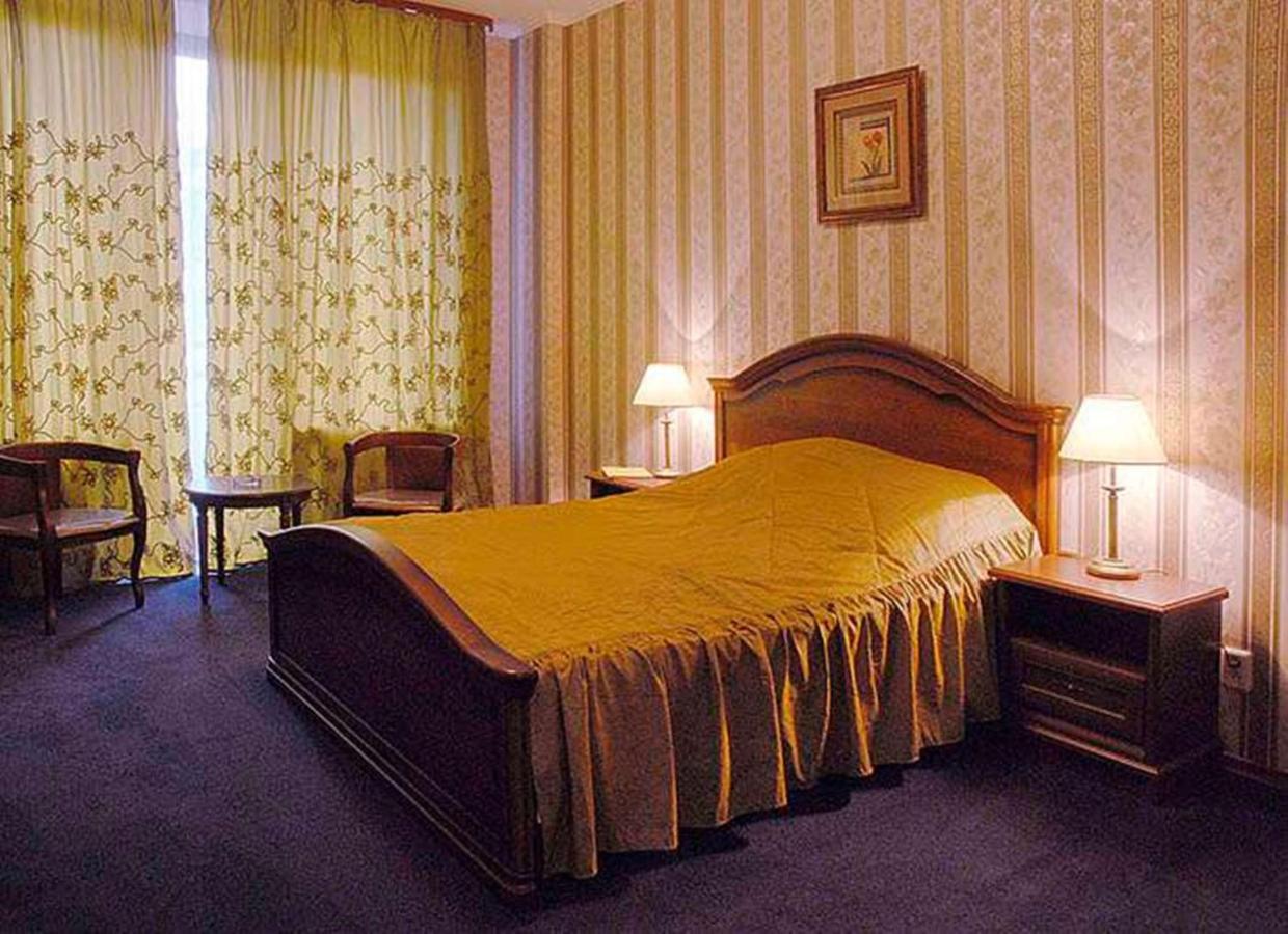 Diplomat Aparthotel Kiev Bilik gambar